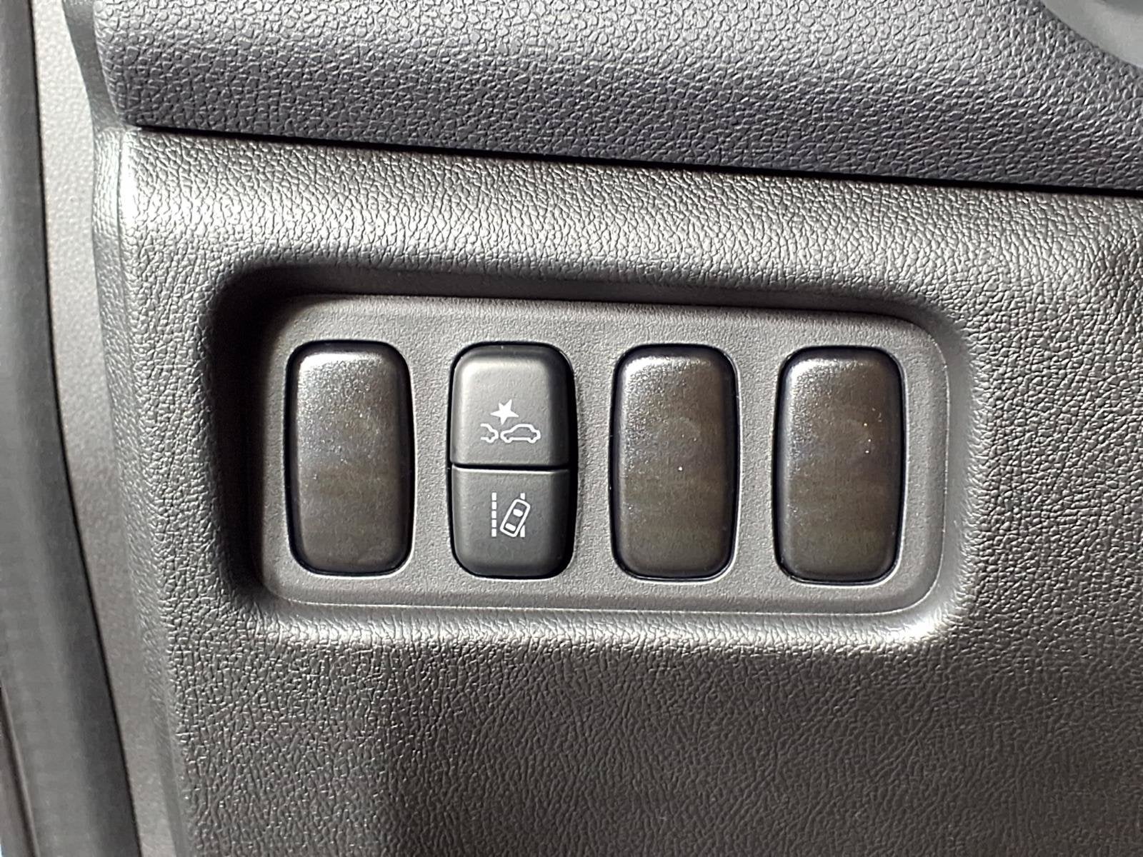2027 Mitsubishi Outlander Sport 2.0 LE