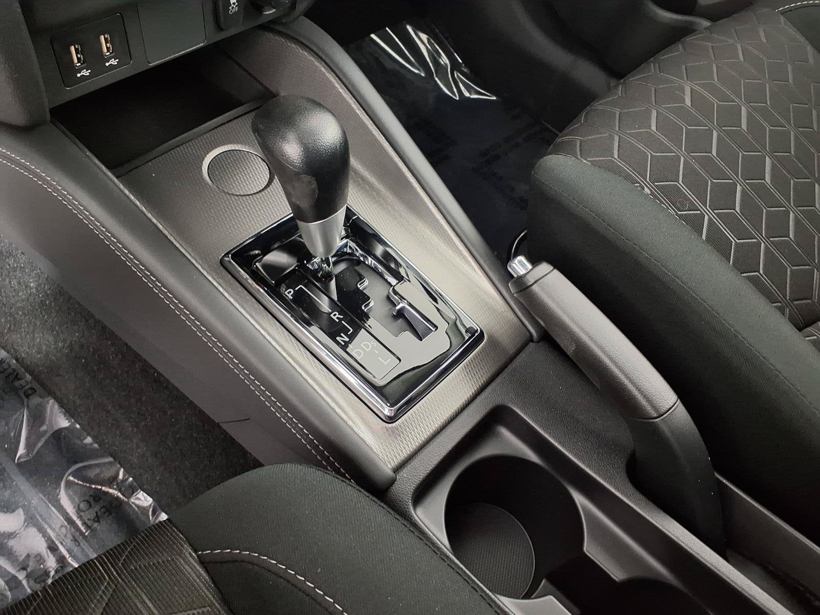 2027 Mitsubishi Outlander Sport 2.0 ES