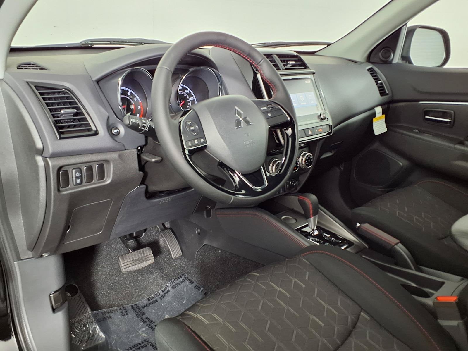 2027 Mitsubishi Outlander Sport 2.0 LE