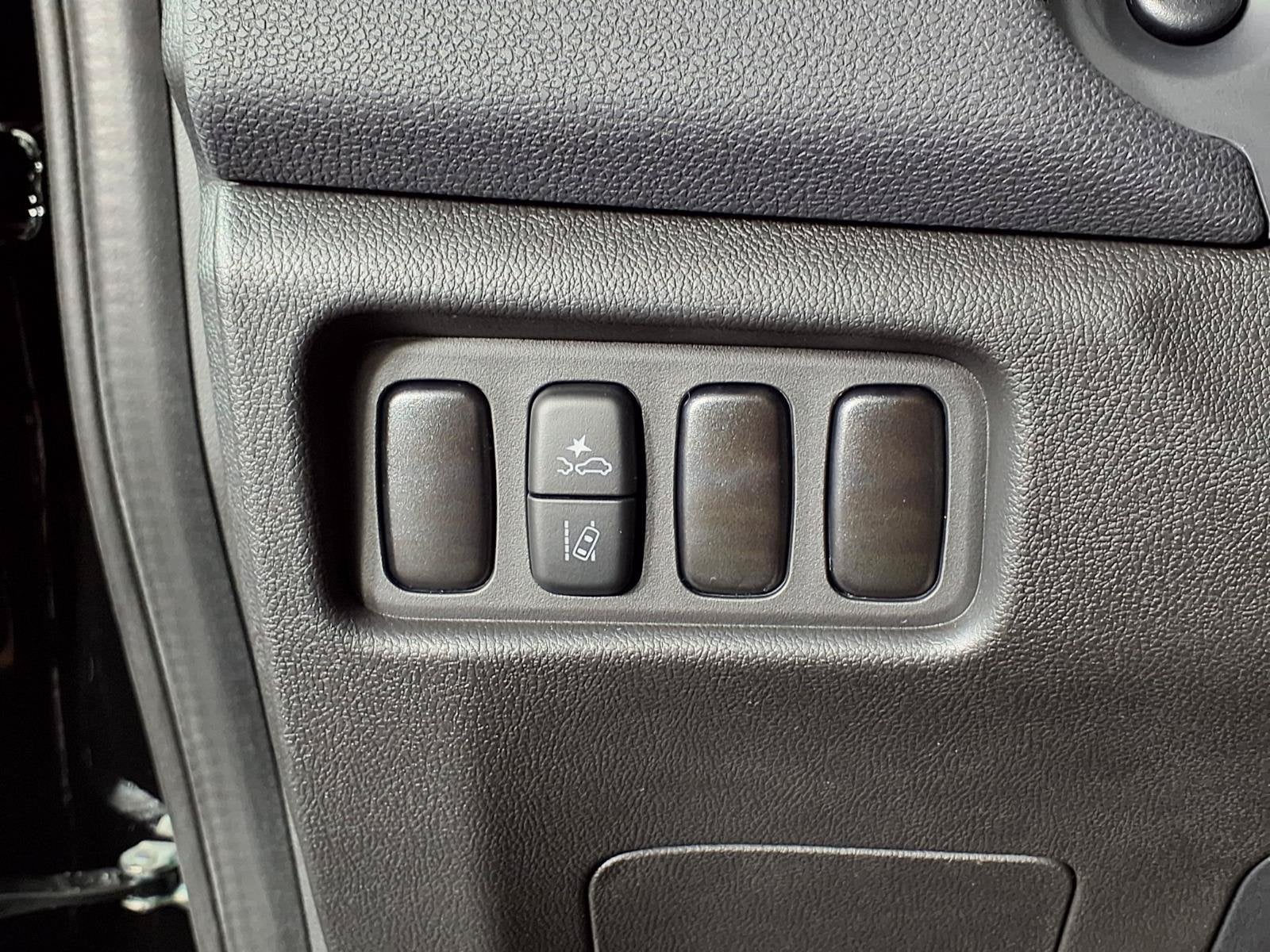 2027 Mitsubishi Outlander Sport 2.0 LE
