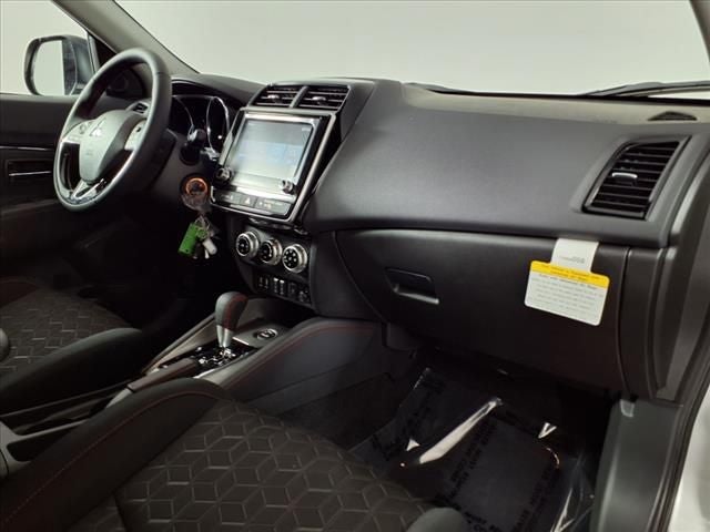 2024 Mitsubishi Outlander Sport 2.0 LE
