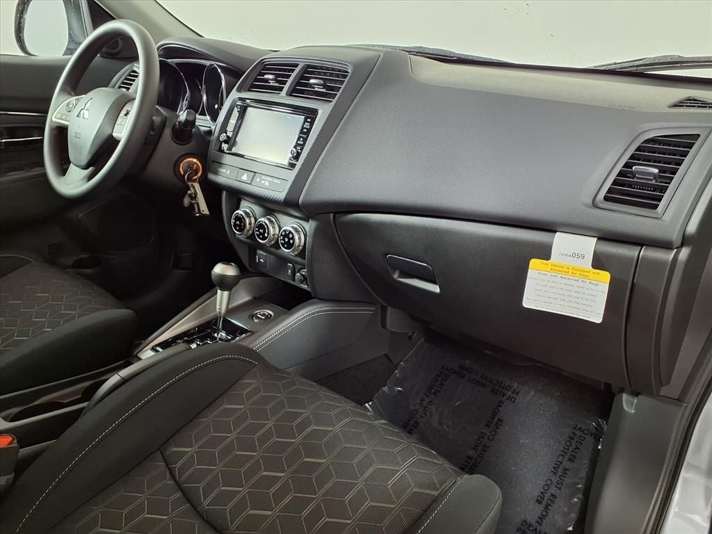 2025 Mitsubishi Outlander Sport 2.0 ES