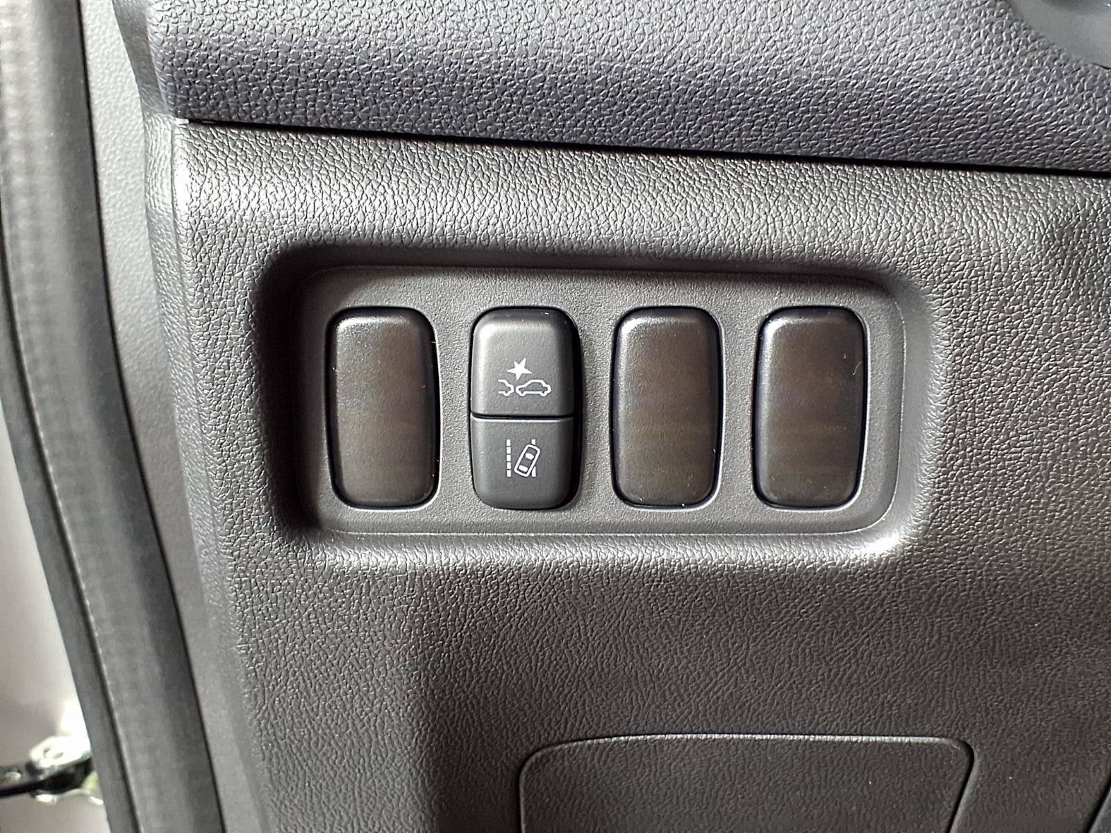 2027 Mitsubishi Outlander Sport 2.0 LE