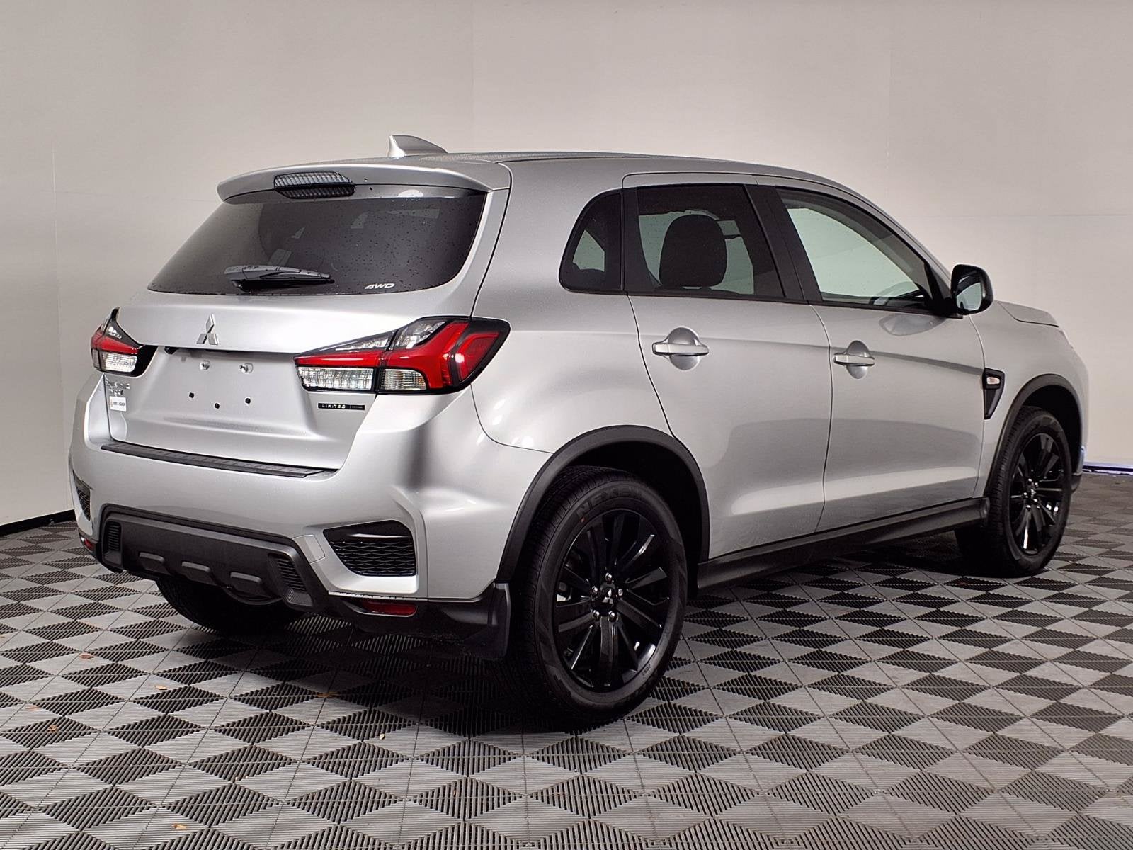 2027 Mitsubishi Outlander Sport 2.0 LE