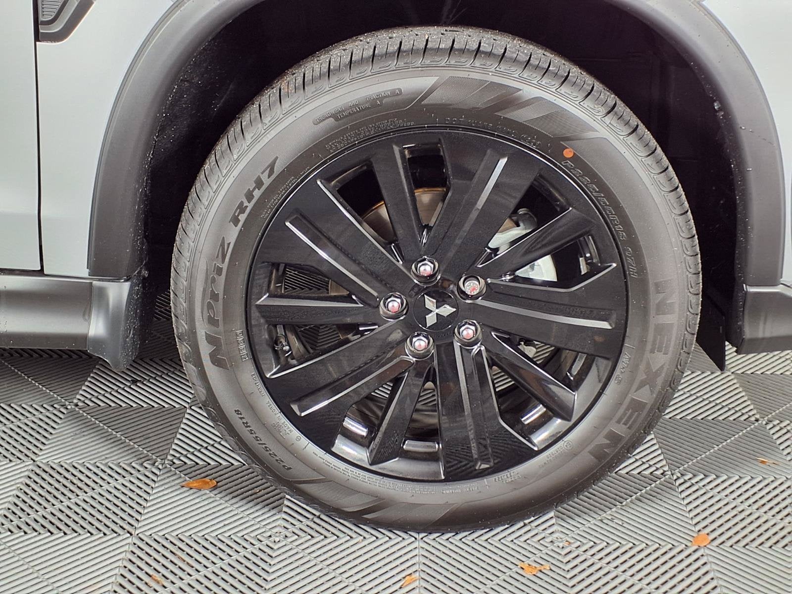 2027 Mitsubishi Outlander Sport 2.0 LE