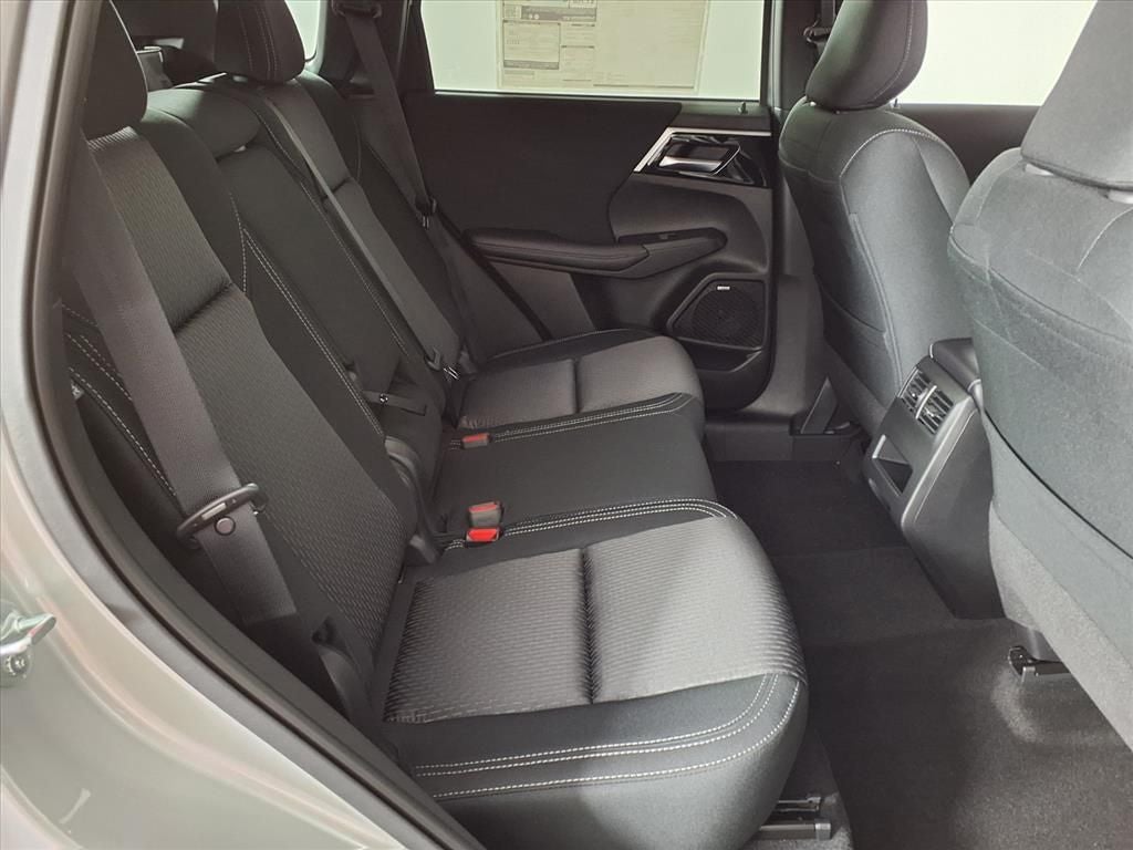 2026 Mitsubishi Outlander ES