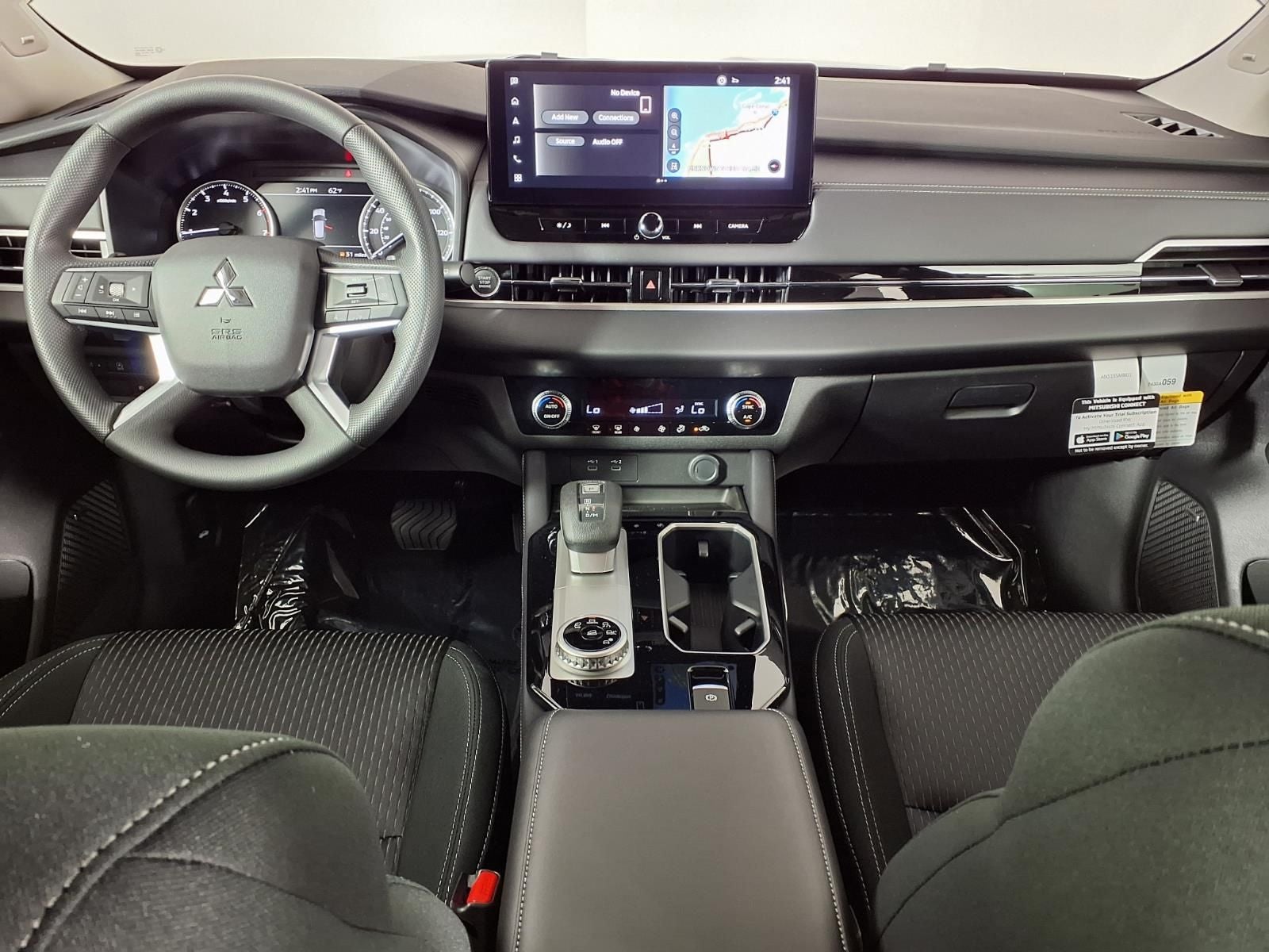 2026 Mitsubishi Outlander ES