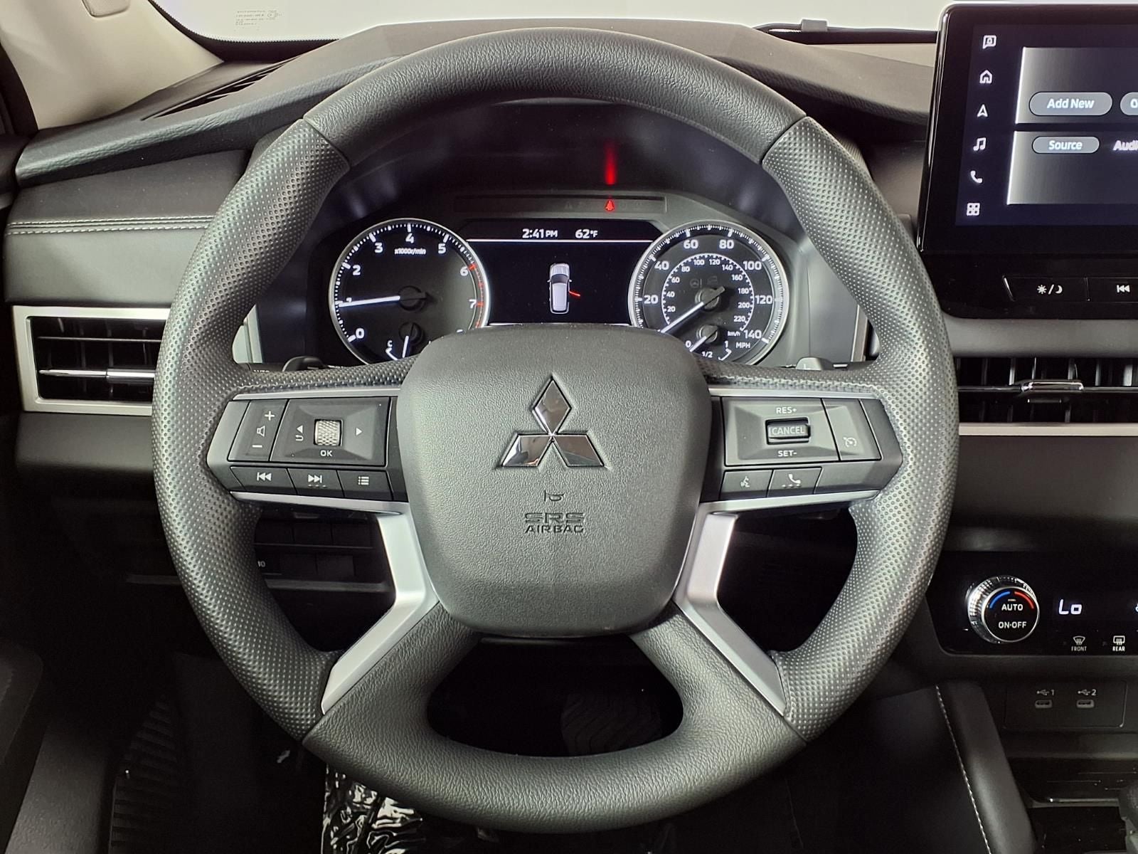 2026 Mitsubishi Outlander ES