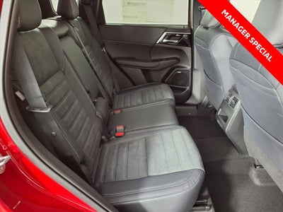 2026 Mitsubishi Outlander SE
