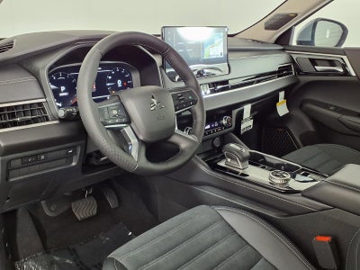 2026 Mitsubishi Outlander SE