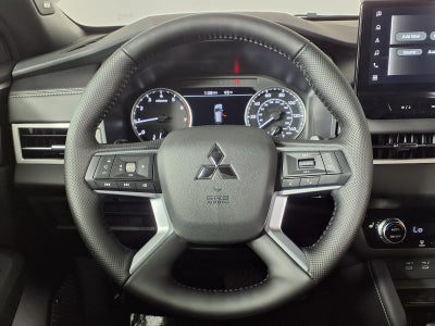 2026 Mitsubishi Outlander LE