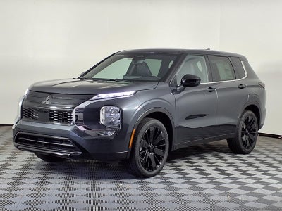 2026 Mitsubishi Outlander LE