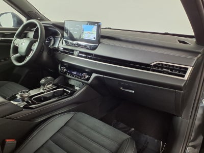 2026 Mitsubishi Outlander LE