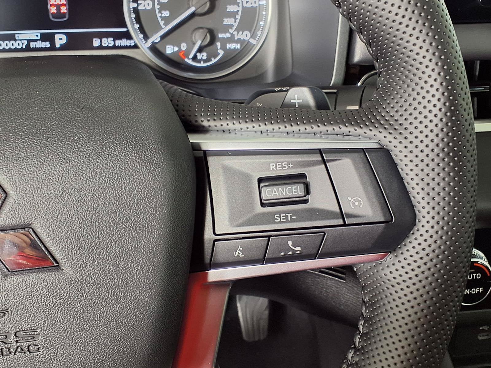 2026 Mitsubishi Outlander LE