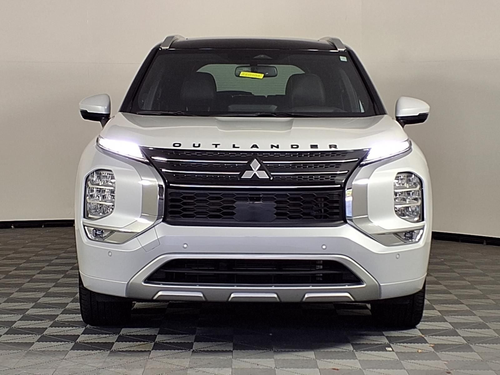 2024 Mitsubishi Outlander SEL
