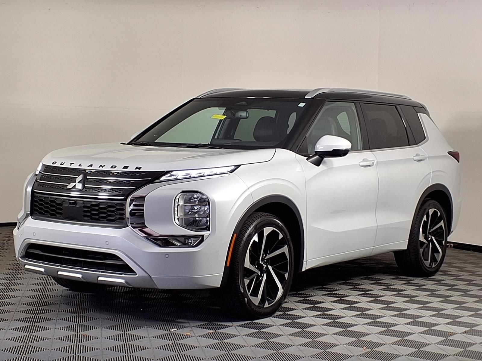 2024 Mitsubishi Outlander SEL