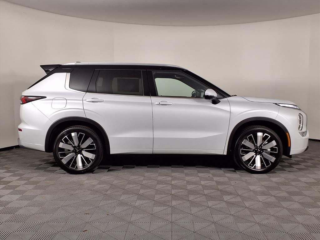 2026 Mitsubishi Outlander SEL