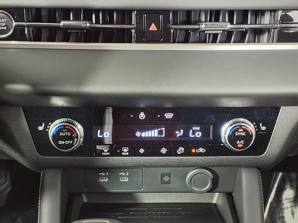 2026 Mitsubishi Outlander SE