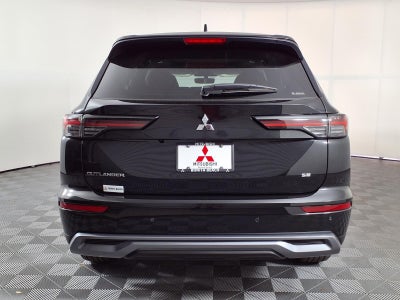 2026 Mitsubishi Outlander SE
