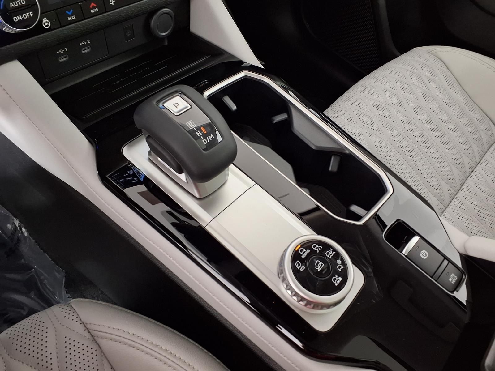 2026 Mitsubishi Outlander SEL