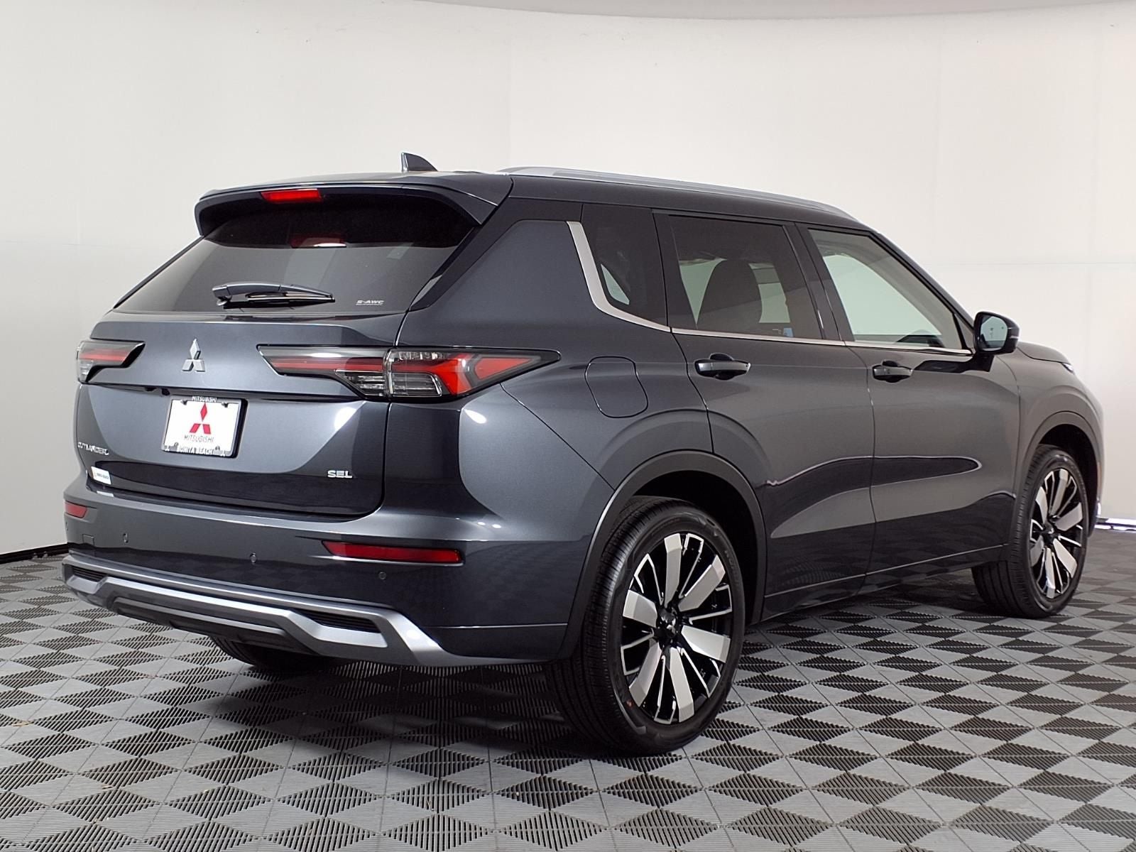 2026 Mitsubishi Outlander SEL