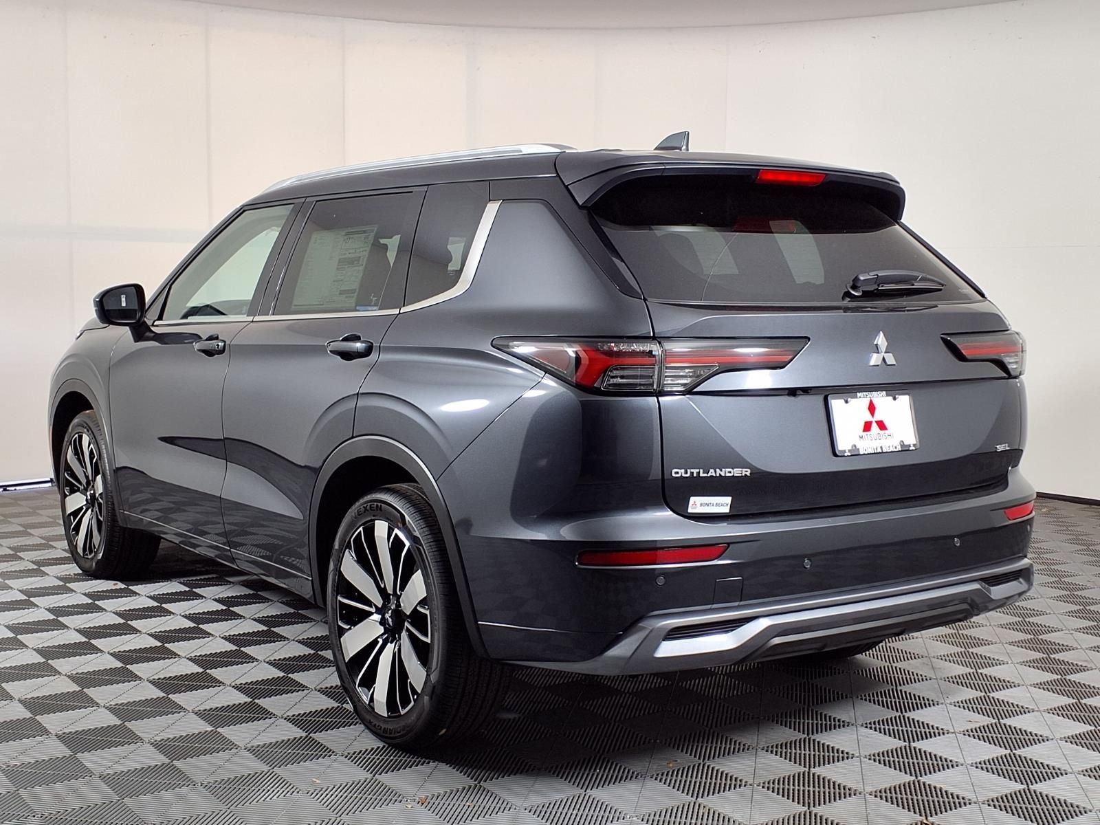 2026 Mitsubishi Outlander SEL