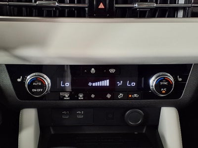 2026 Mitsubishi Outlander PHEV SE