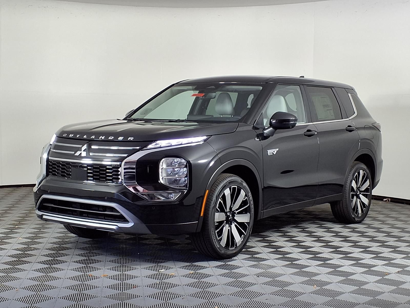 2026 Mitsubishi Outlander PHEV SE
