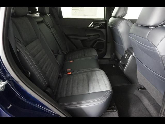 2025 Mitsubishi Outlander PHEV SE S AWC