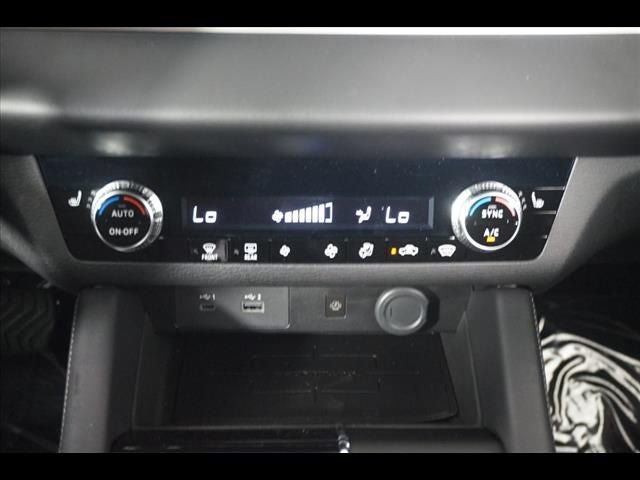 2025 Mitsubishi Outlander PHEV SE S AWC
