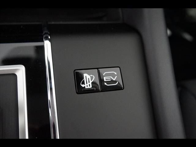 2025 Mitsubishi Outlander PHEV SE S AWC
