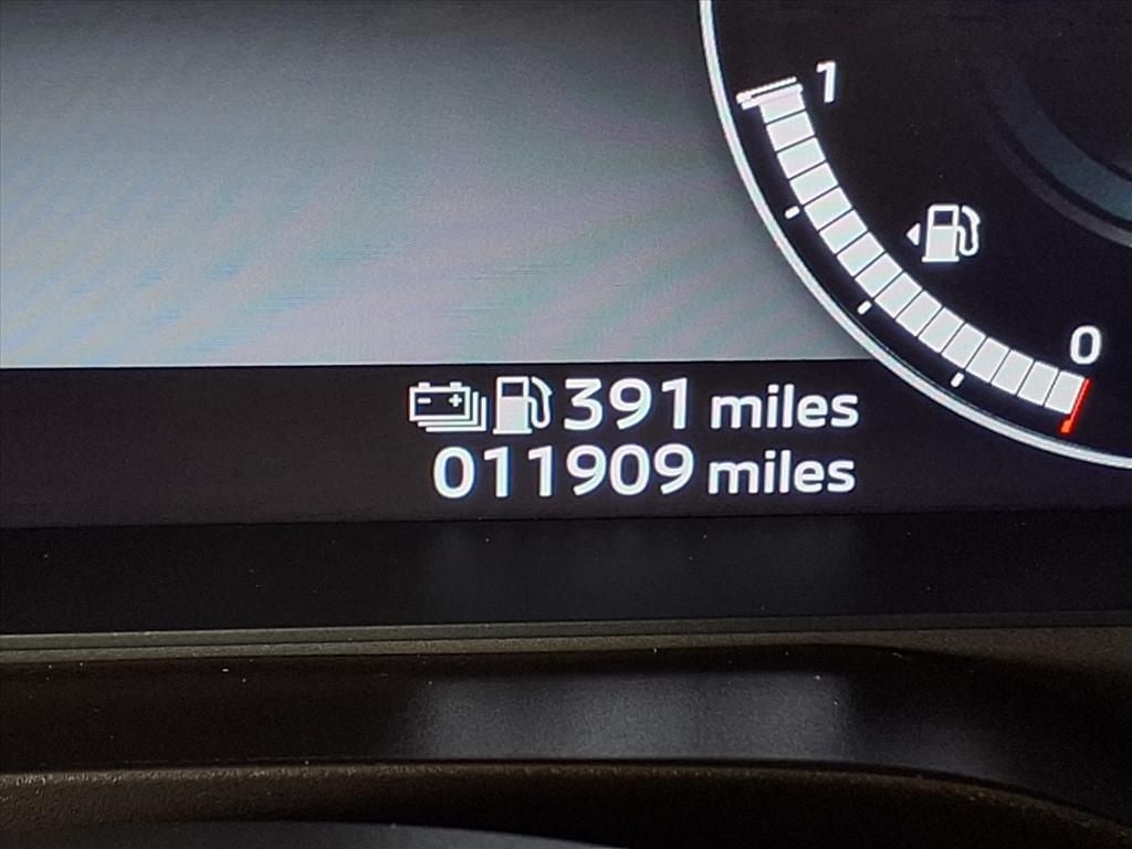 2024 Mitsubishi Outlander PHEV SE