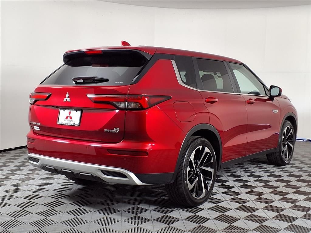 2024 Mitsubishi Outlander PHEV SE
