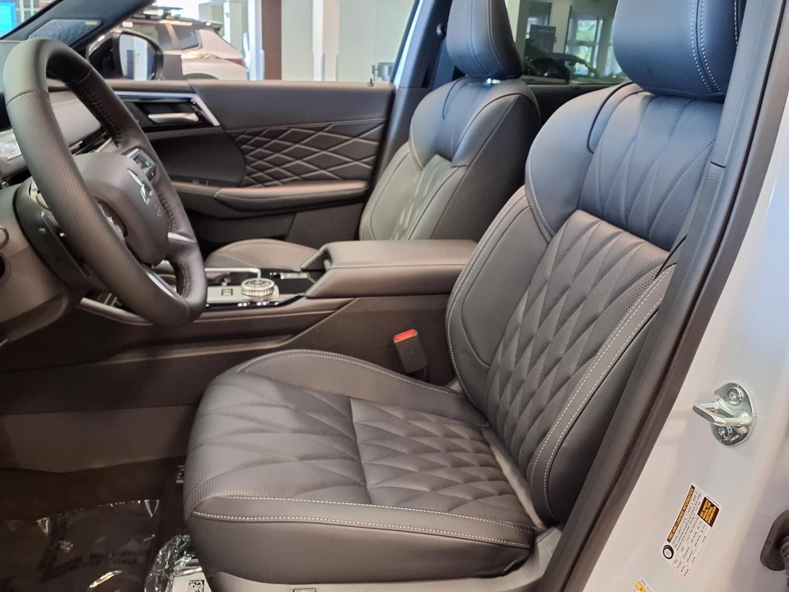 2026 Mitsubishi Outlander PHEV BLACK EDITION
