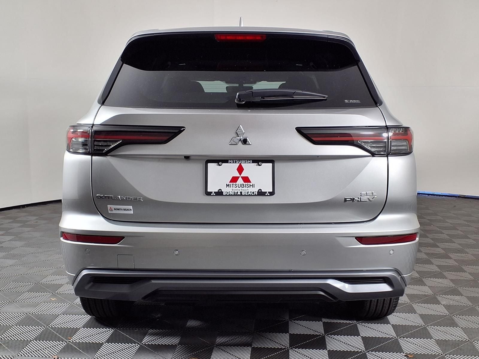 2026 Mitsubishi Outlander PHEV SEL