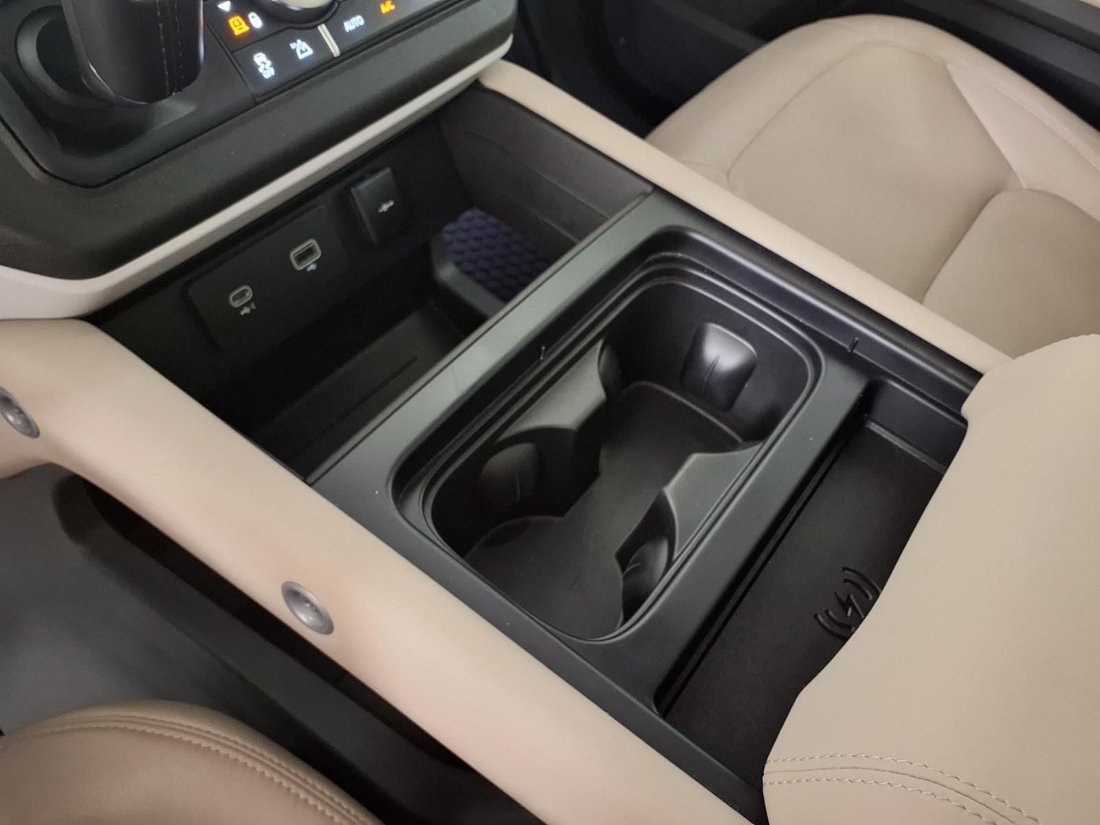 2024 Land Rover Defender 110 S