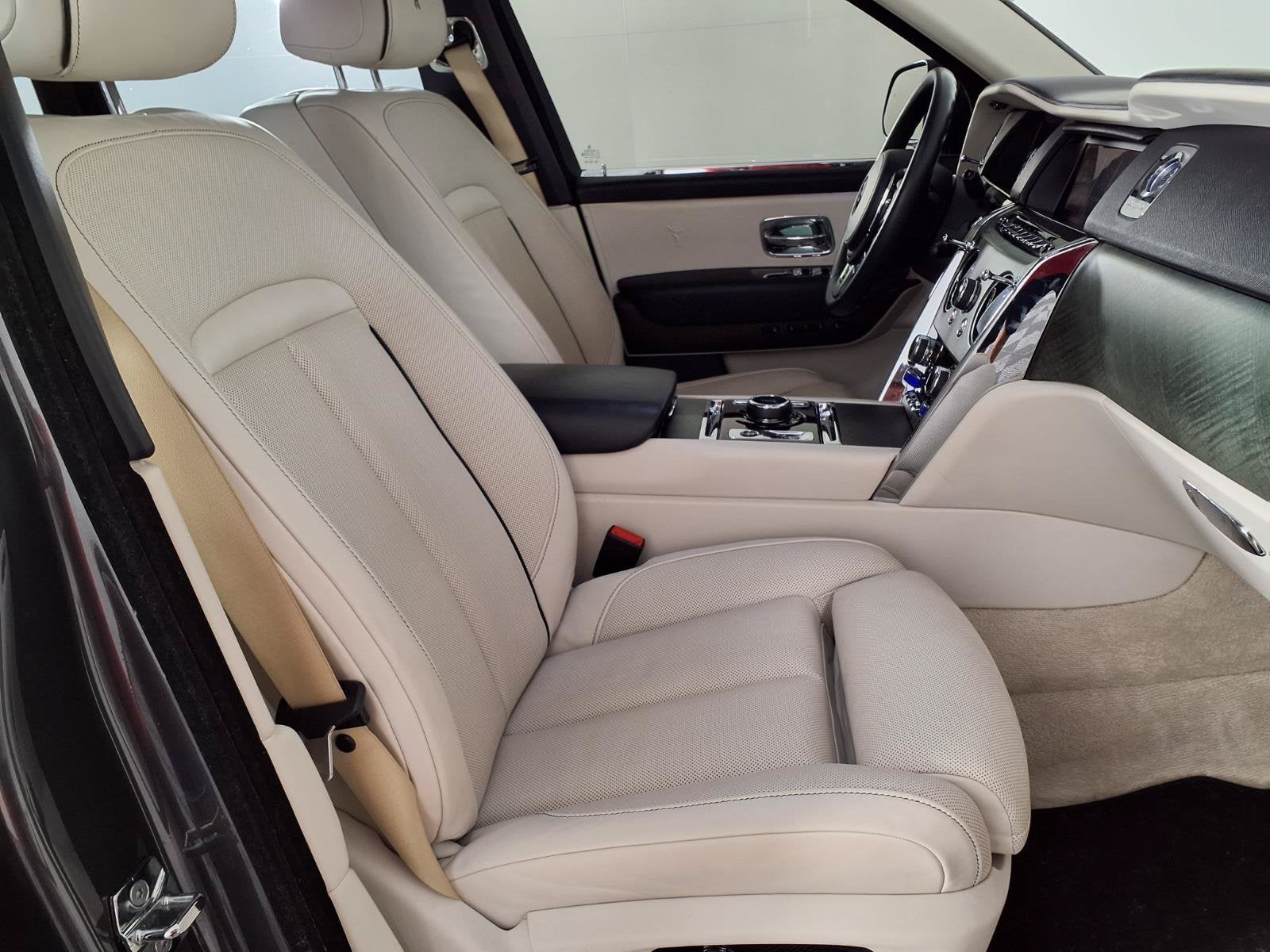 2020 Rolls-Royce Cullinan Sport Utility
