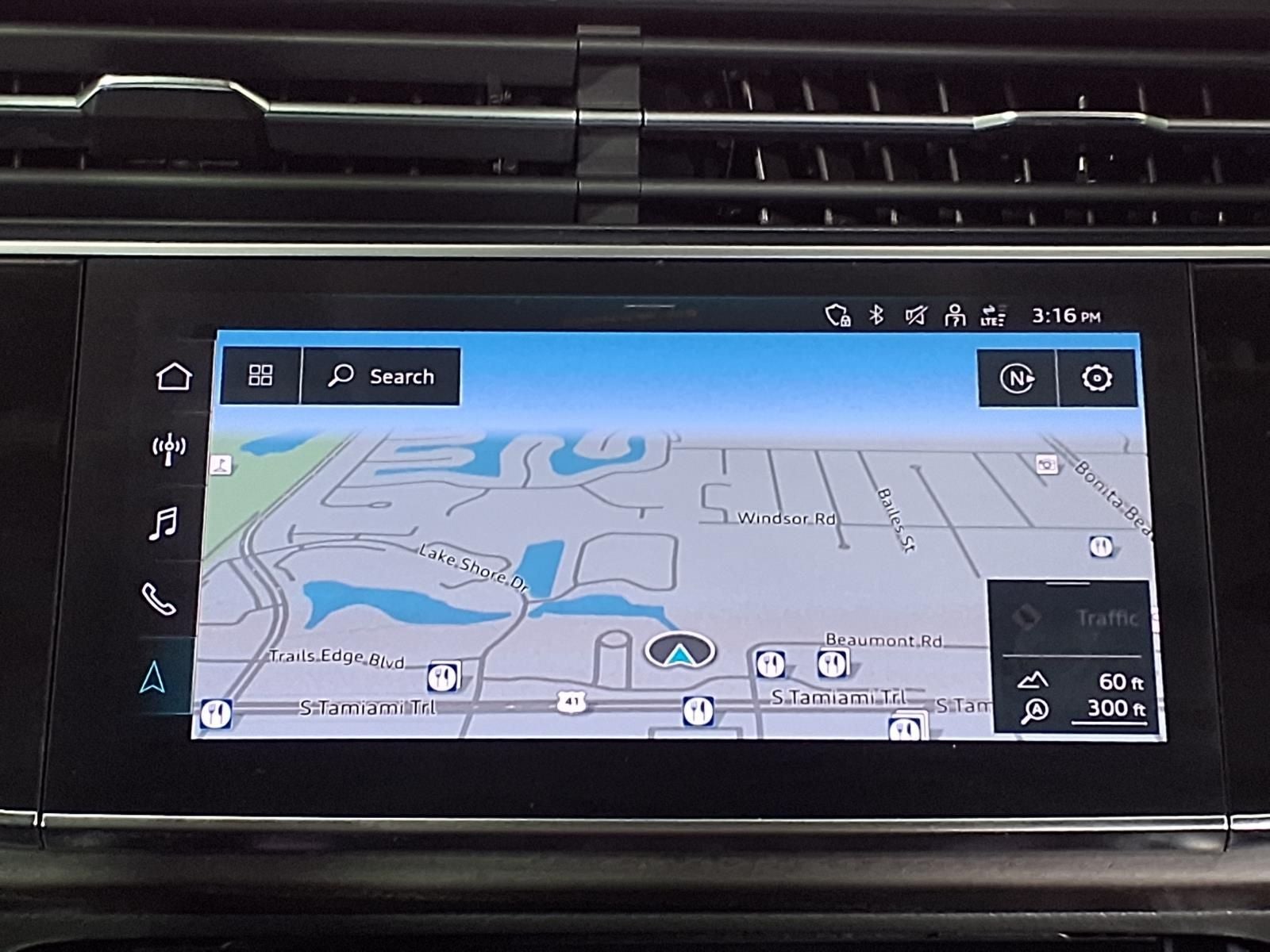 2023 Audi Q8 55 Prestige quattro