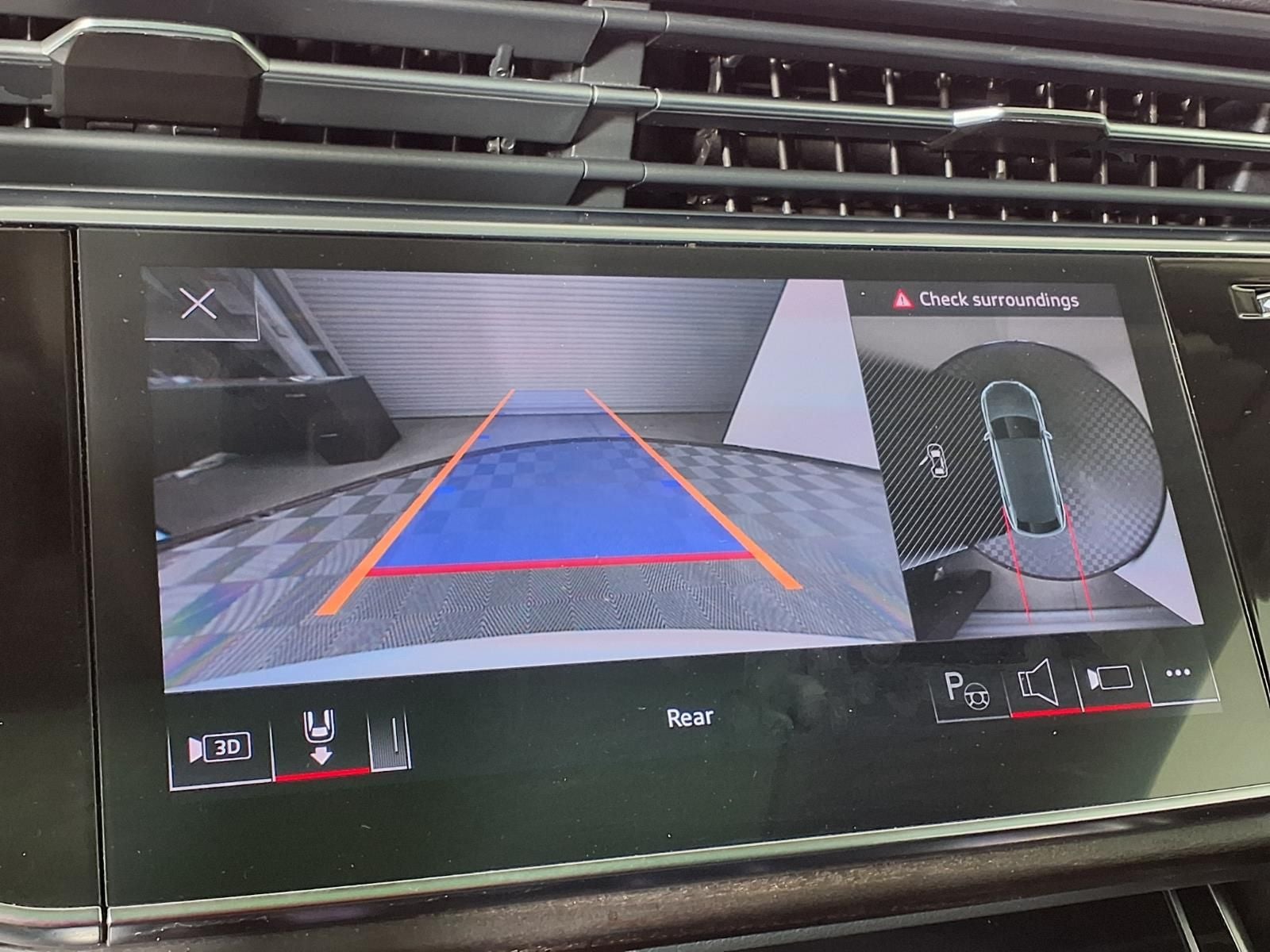 2023 Audi Q8 55 Prestige quattro
