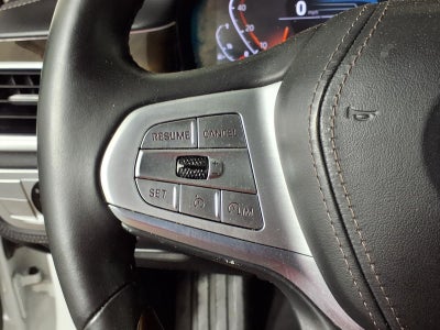 2022 BMW 7 Series 740i