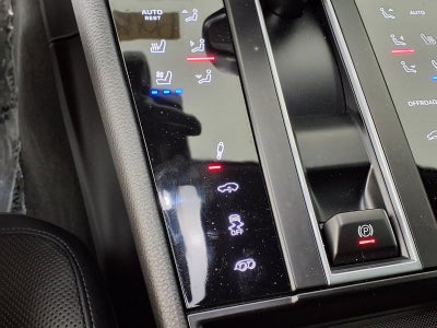 2023 Porsche Macan GTS