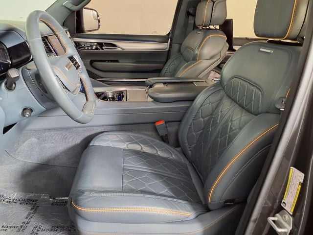 2023 Jeep Grand Wagoneer L Series III 4x4