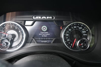 2022 RAM 1500 Big Horn Quad Cab 4x4 6'4' Box