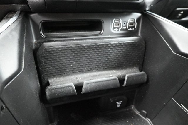2022 RAM 1500 Big Horn Quad Cab 4x4 6'4' Box