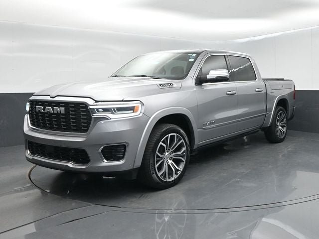 2025 RAM 1500 Tungsten Crew Cab 4x4 5'7' Box
