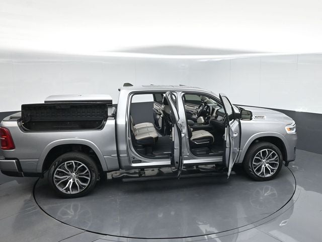 2025 RAM 1500 Tungsten Crew Cab 4x4 5'7' Box