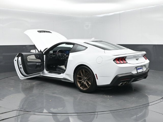 2025 Ford Mustang GT Premium Fastback