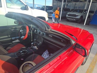 2017 Ford Mustang V6