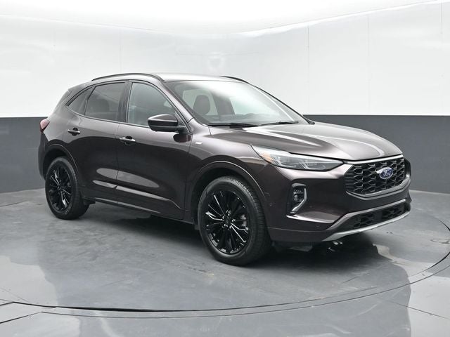 2023 Ford Escape ST-Line Elite