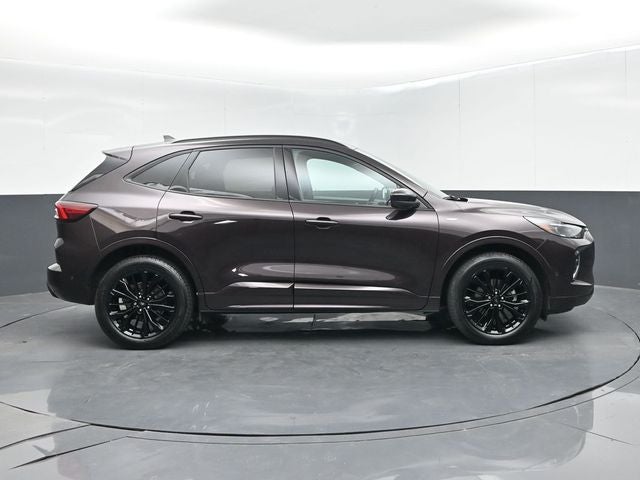 2023 Ford Escape ST-Line Elite